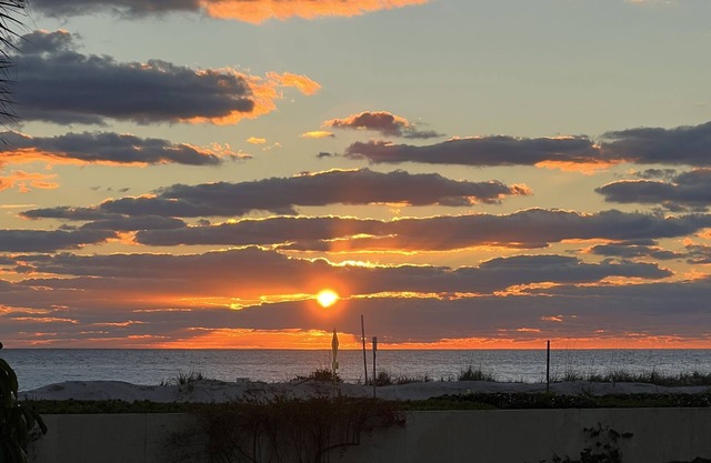 Renovated Ocean Side Condo Vero Beach Racquet Club