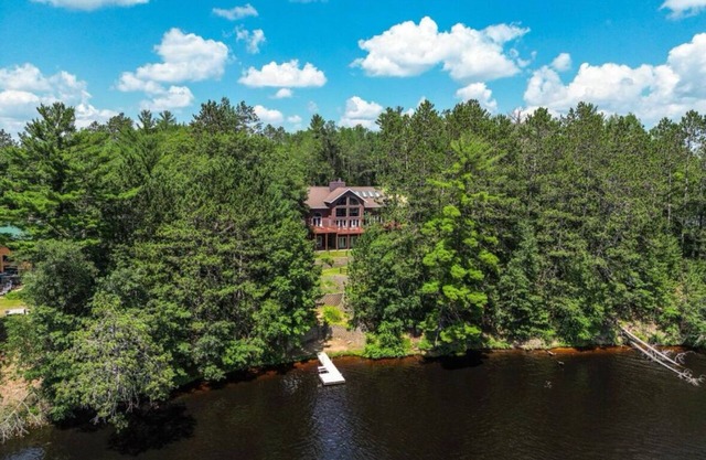 Abgeschieden Acres 4+ Wasseer am See Alice