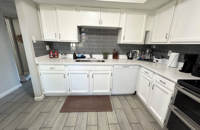 Paradise Valley 2BR Condo in Phoeniz, AZ Sleeps 6 Cozy & Convenient