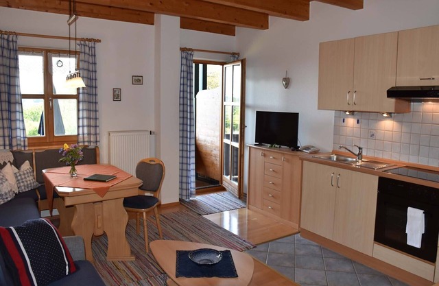 Nr. 3 Ferienwohnung, 38 qm Obergeschoss, 1 separates Schlafzimmer