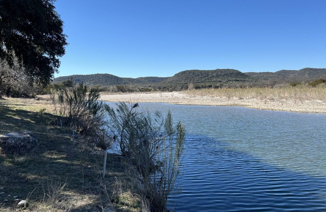 Nueces River Cabins-Oak Cabins