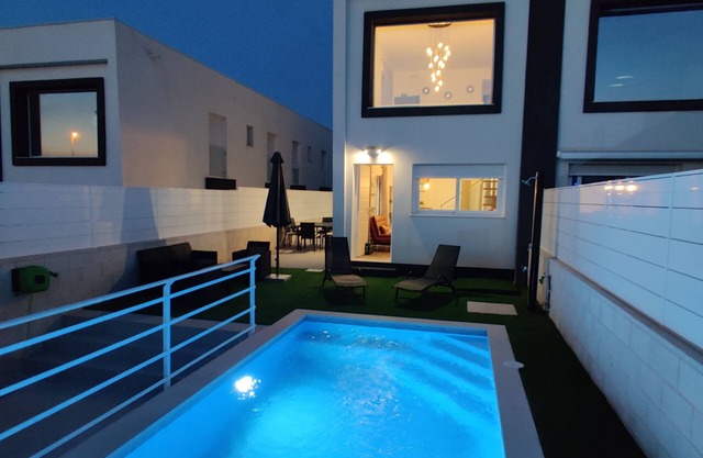 Nueva casa with private Pool