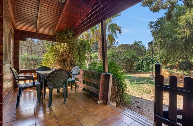 Null 'Entre Viejos Olivos 1' mit Bergblick, Gemeinschaftspool und Klimaanlage