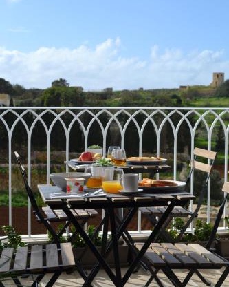 Number 33 - Bed & Breakfast