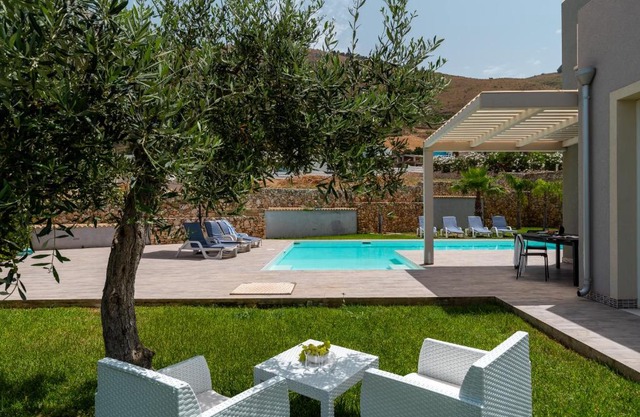 Nuova Villa a Scopello con piscina privata