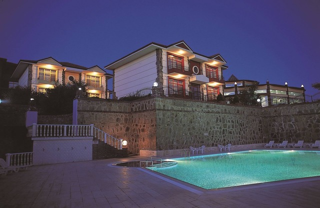 Nysa Hotel