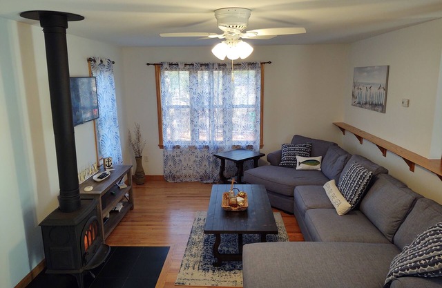 Oak Bluffs Retreat - The perfect getaway!