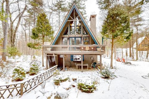 Oak Hollow Chalet