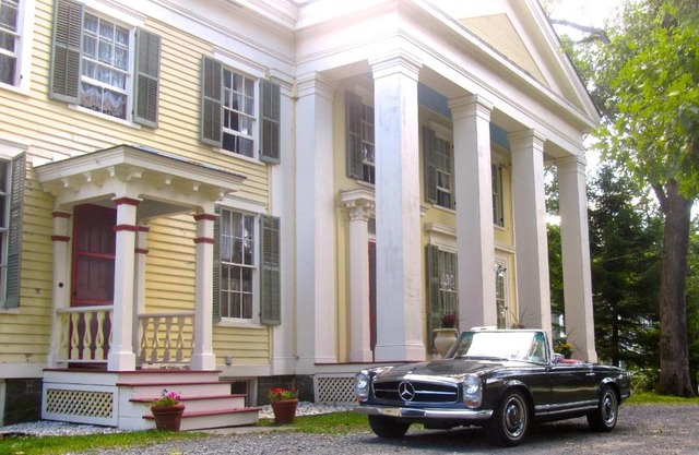 Oakcliff Bed and Breakfast