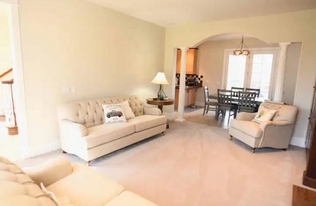 Oakshire Guest House - Jacuzzi + Incredible Views!
