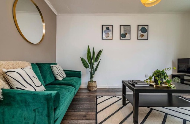 Oakwood House- 3 Miles from Derby City Centre