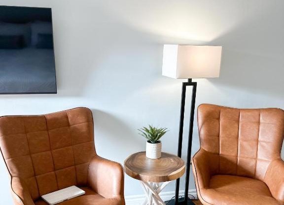 Oasis by the Bay Vacation Suites