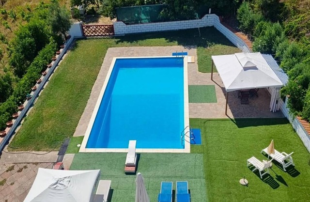 Geräumige Mansarde Charme mit großem privatem Pool