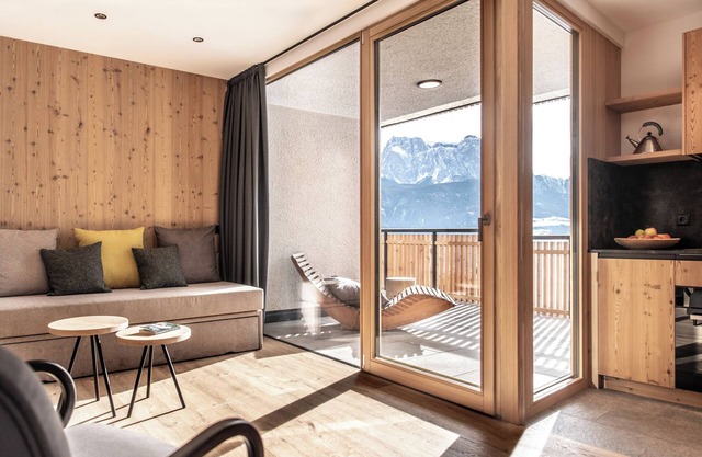 Oberfallerhof 'Apartment Oi' mit Bergblick, Garten und WLAN