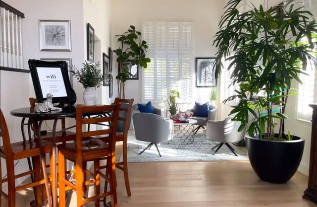OC Retreat Near Disneyland. nEntire home, spacious 4-bedrooms / 3 baths