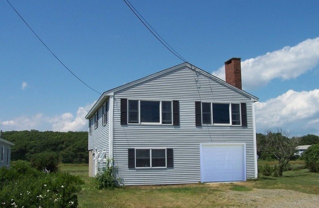 Ozean und den Pool in Fortunes Rocks Beach