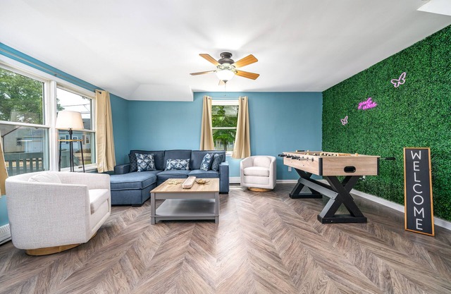 Ocean Breeze Oasis with Pool, Arcade Games & Karaoke Machine!