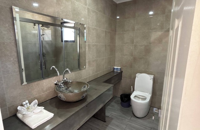Ocean Club Maninoa: Super King & King Single Comfort Unit 8