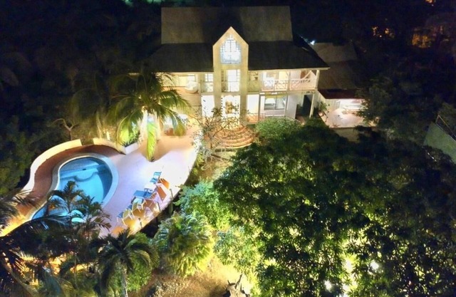Ocean View Sai, Ferienhaus mit fünf Schlafzimmern