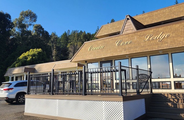 Ocean Cove Lodge