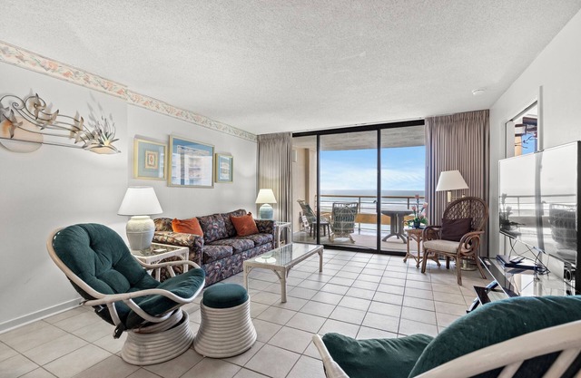 Ocean Creek North G5-2BR/2BA Oceanfront condo in Windy Hill