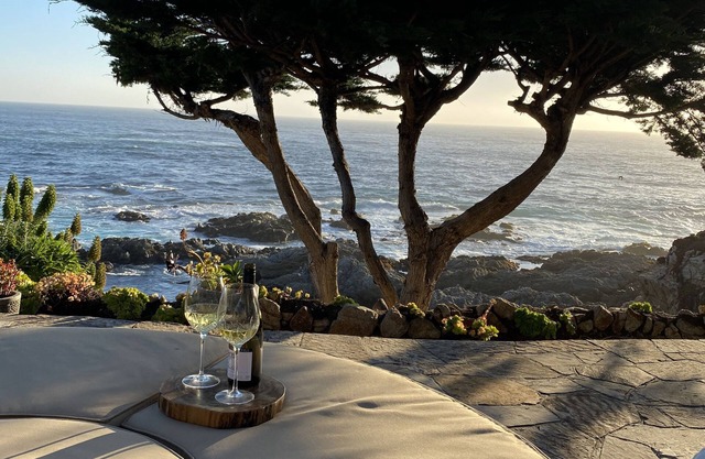 Haus am Meer mit privater Bucht, Carmel. Schlaf 8