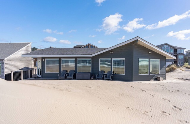 Ocean Front House - Herrliche Aussicht - Der Strand ist Ihr Garten!