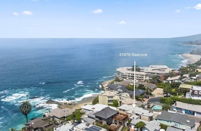 OCEAN FRONT Laguna Beach LUXURY! STEPS to Sand!