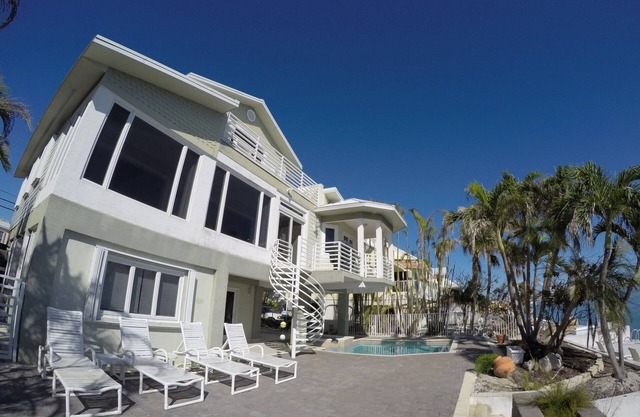 Öffnen Sie Ocean View Summerland Key