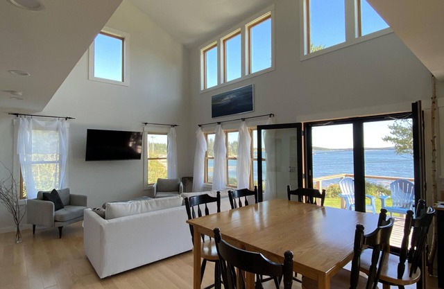 Ocean Front - Penobscot Bay - 4 Season New Home - Includes 2 single kayaks