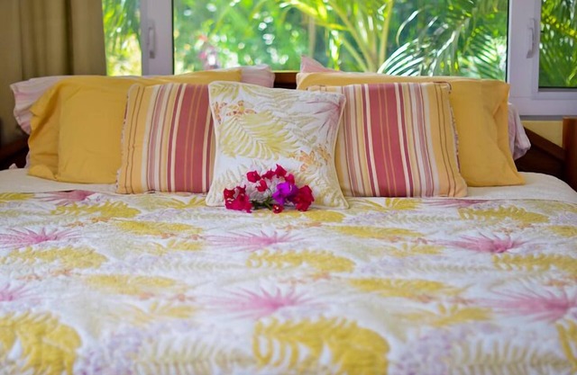Ocean Garden - Zwei Deluxe King Master Bedroom Suiten