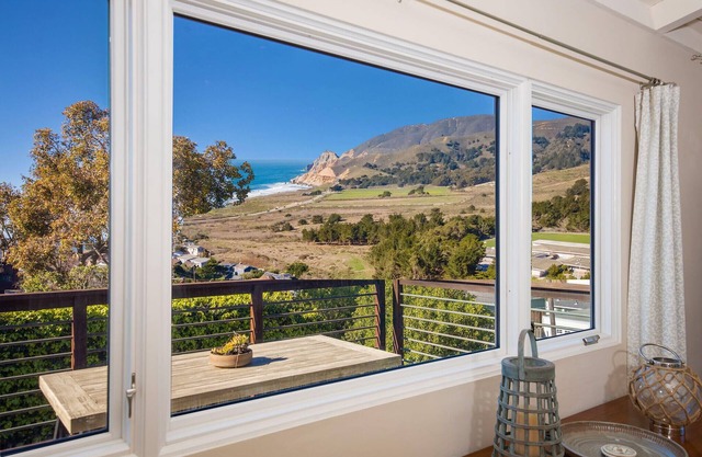 Ocean & Mountain View Home - Walk to Trails, Beach, Family Activities
