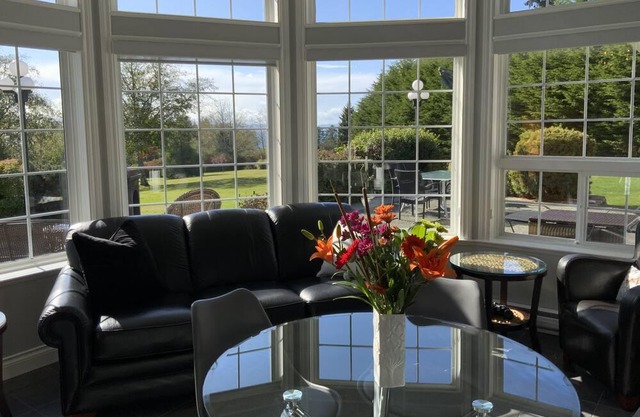 Ocean Oasis -gorgeous Private Vacation Suite + Welcome Breakfast/brunch Basket
