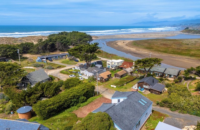 Ocean Oasis:New Beach Retreat-Bodega Bay!Easy Walk to Beach!5Star!WiFi/Sauna!