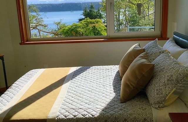 Ocean's Edge Suite