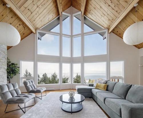 Ocean's Embrace Suite