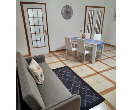 Ocean's Holiday House