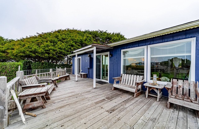 Hundefreundliches Cottage mit Meerblick, kostenfreiem WLAN und Zugang zum Privatstrand
