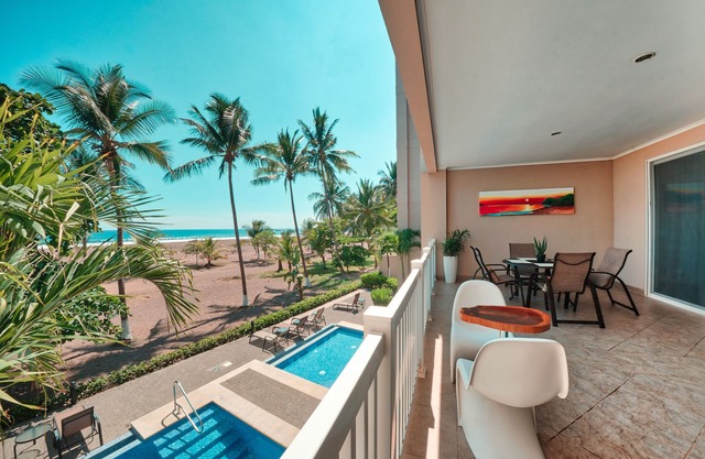 Das Palms Ocean Club Resort