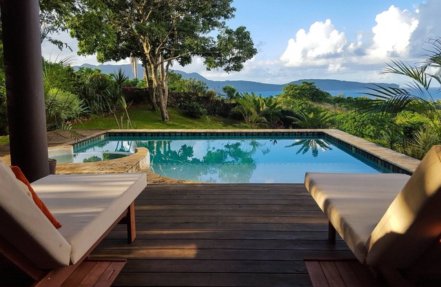 Ocean View Villa mit Pool