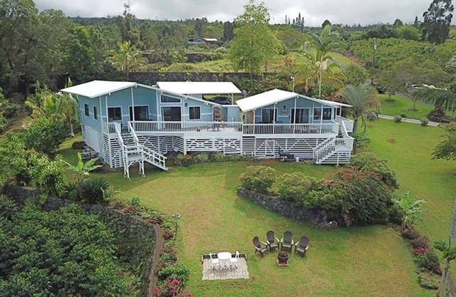 Meerblick von privaten Lanai 1 Bett / 1 Bad Cottage auf einer 100% Kona Coffee Farm!