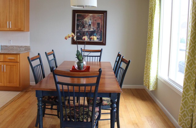 Ocean Views, Golden Gate Park, Lovely 2 BR Coastal Home