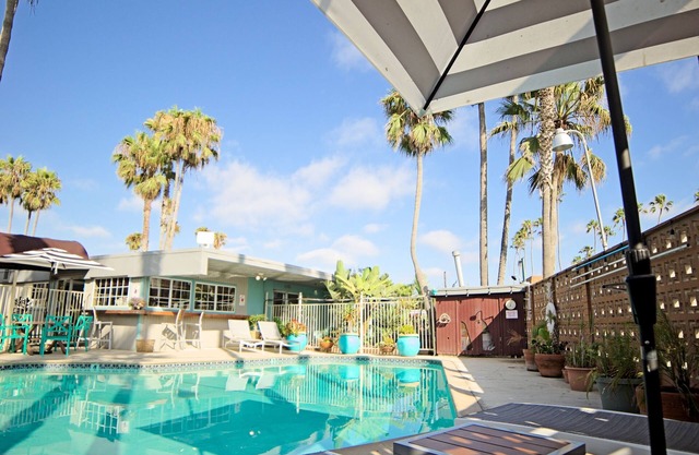 Ocean Villa Inn