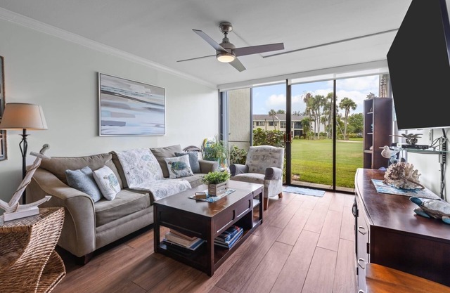 Ocean Village, Family Fun by the Sea! 2BR, 1 bath Condo, Pools, Golf, and more.