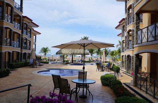 Ocean Front 3BDR Condo with direct beach access