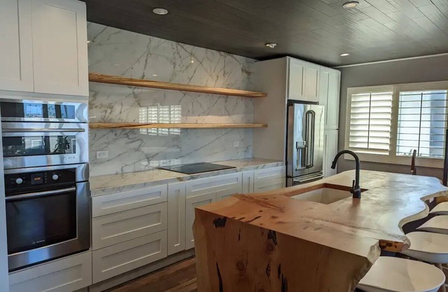 Oceanfront beach living in an amazing modern condo