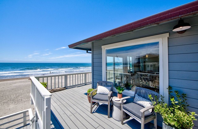 Oceanfront Beauty mit Blick aus jedem Zimmer
