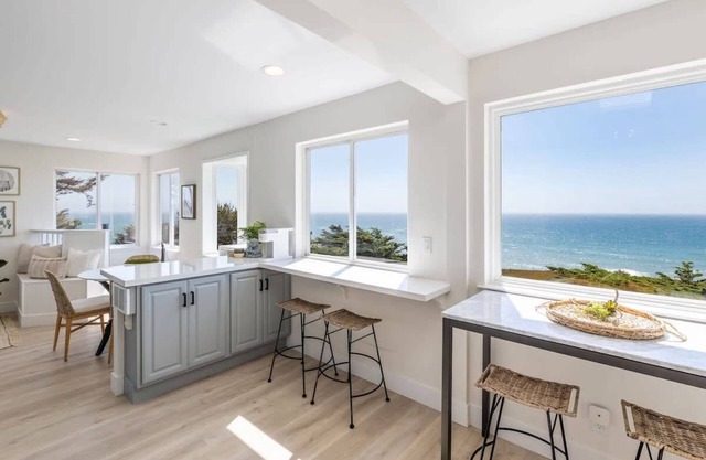 Oceanfront Coastal Home with Breathtaking Views – Hiking, Beaches & More