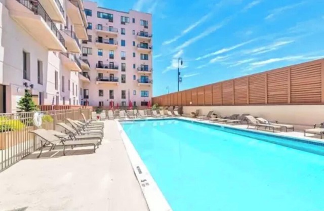 Oceanfront Luxury Condo mit Parkplatz