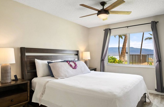 Oceanfront Condo with Central Location to Kihei & Lahaina
